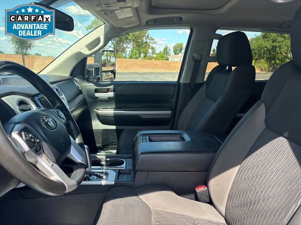 Used 2017 Silver Sky Meta Toyota SR5 image 16