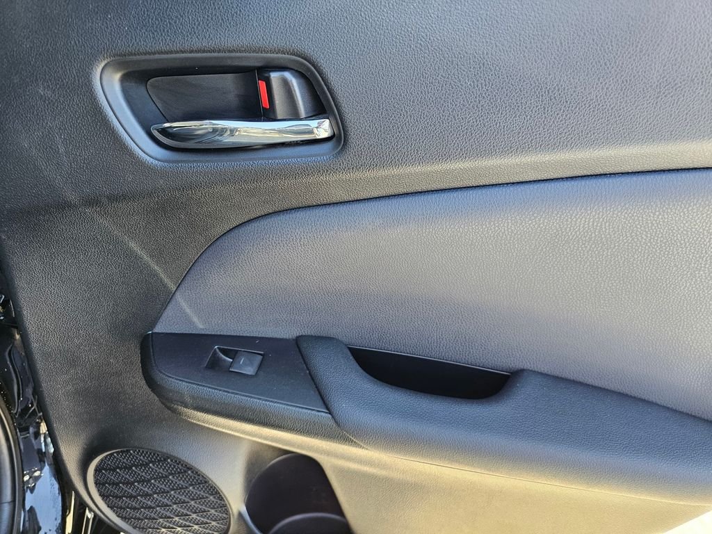 Used 2022 Black Toyota XLE image 14