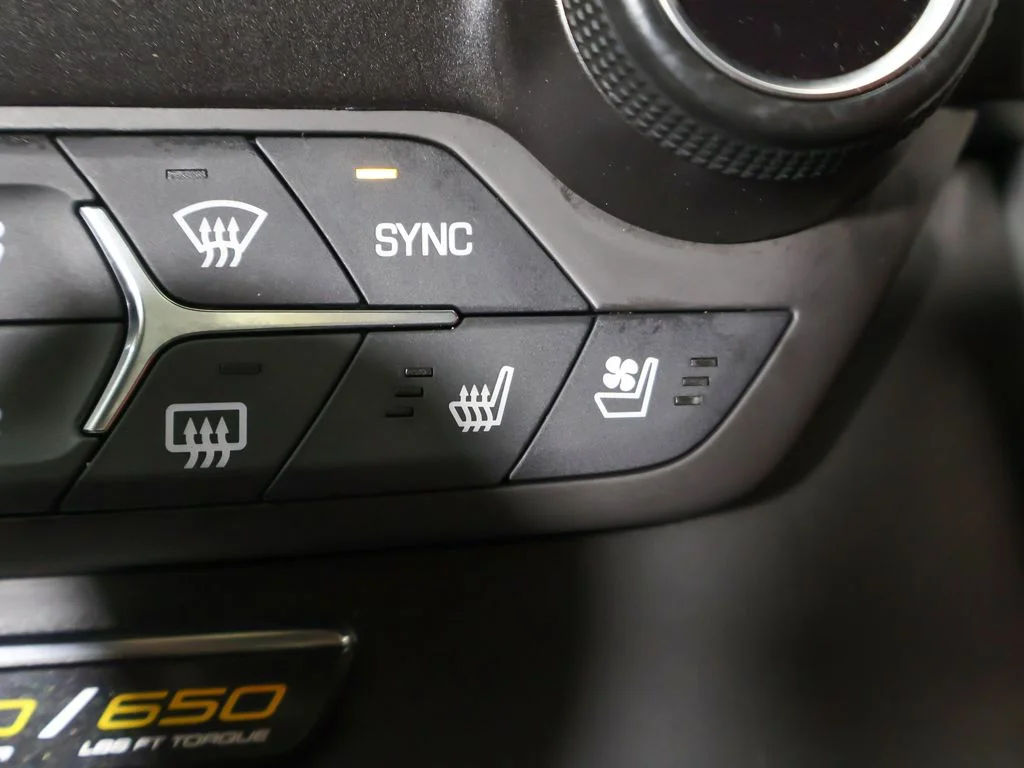 Used 2017 Arctic White Chevrolet Z06 image 45