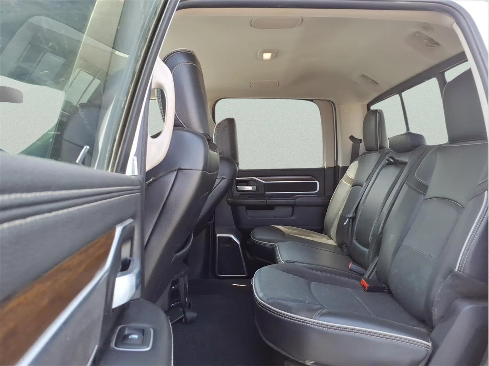 Used 2024 Bright White Clearcoat Ram Laramie image 10