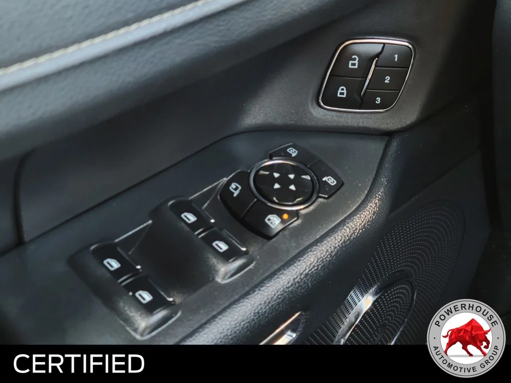 Used 2023 Silver Ford XLT image 29