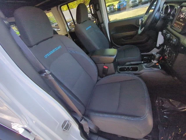 Used 2022 White Jeep Unlimited Rubicon 4xe image 34