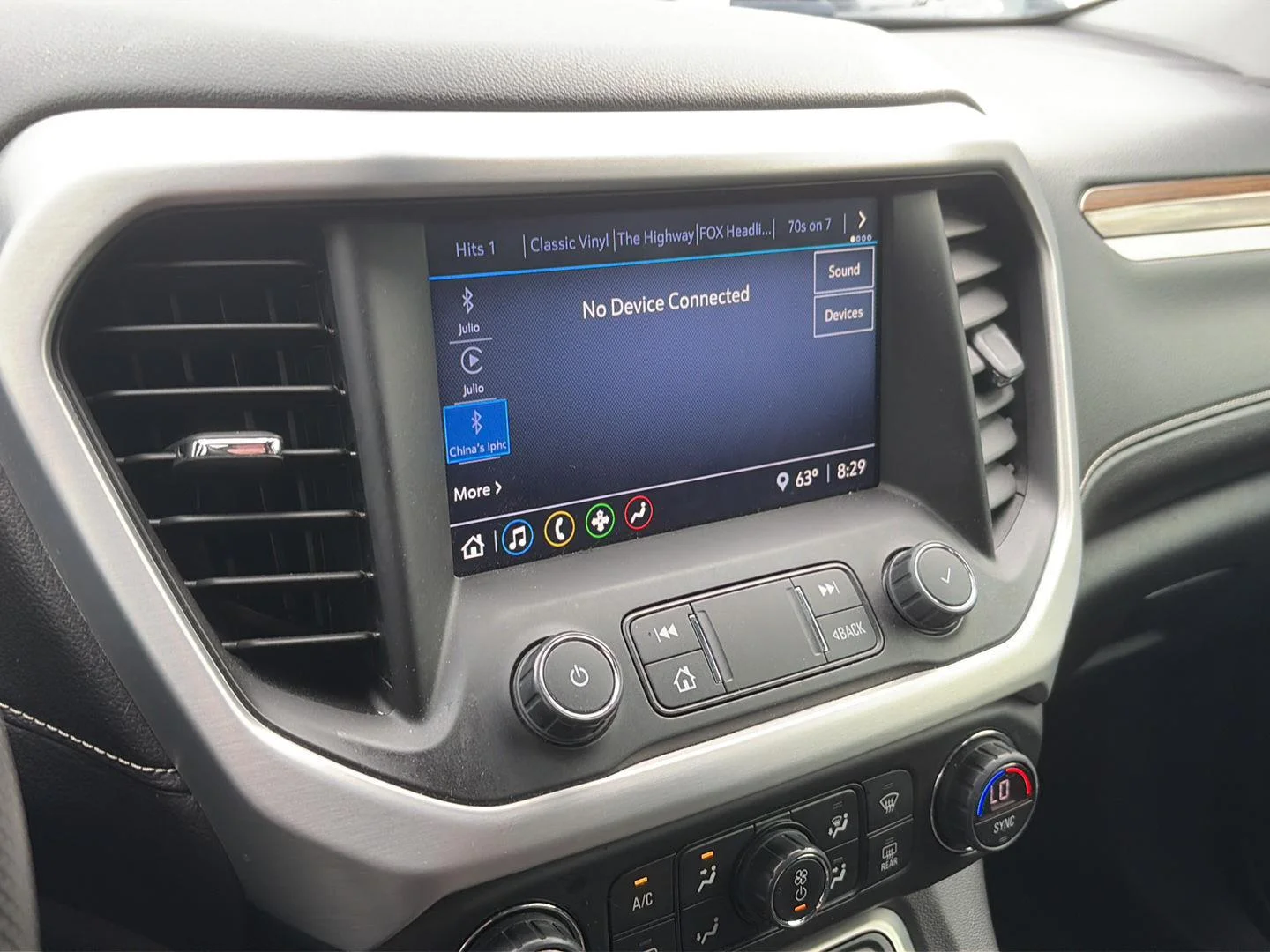 Used 2022 Ebony Twilight Metallic GMC SLE image 13