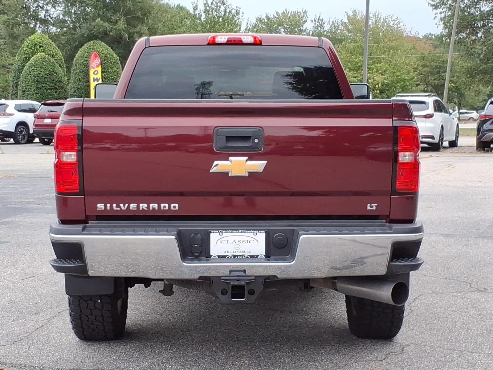 Used 2016 Butte Red Metallic Chevrolet LT image 9
