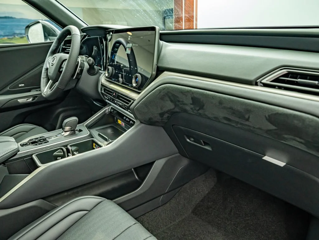 New 2026 Wind Chill Pearl Lexus F SPORT HANDLING AWD image 38