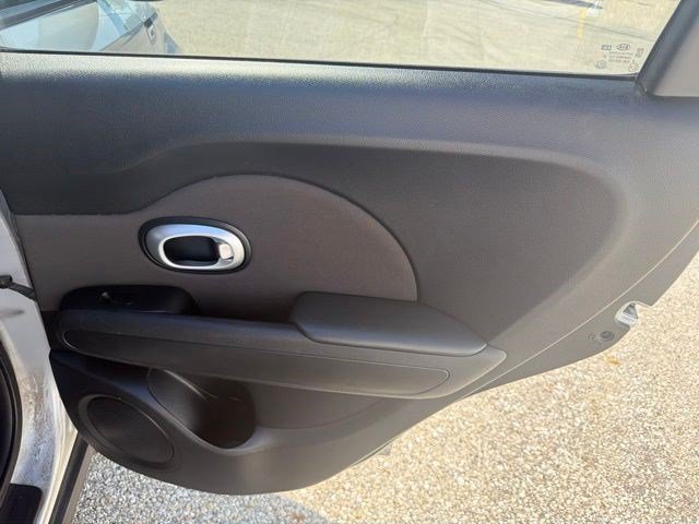 Used 2016 Bright Silver Kia Base image 15