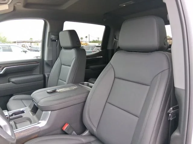2026 GMC Sierra 1500 SLT - Photo 14
