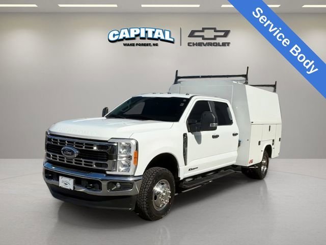 2023 Ford F-350 Super Duty Chassis Cab XL