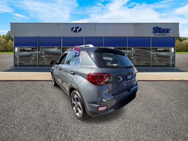 Used 2024 Ecotronic Gray Hyundai Limited image 2
