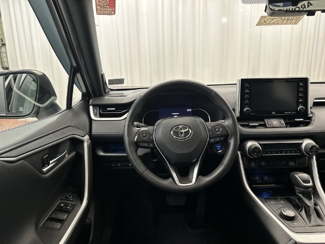 Used 2021 White Toyota XSE image 16
