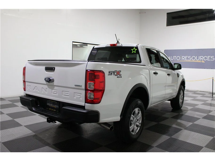 Used 2019 White Ford XL Pickup 4D 5 ft image 4