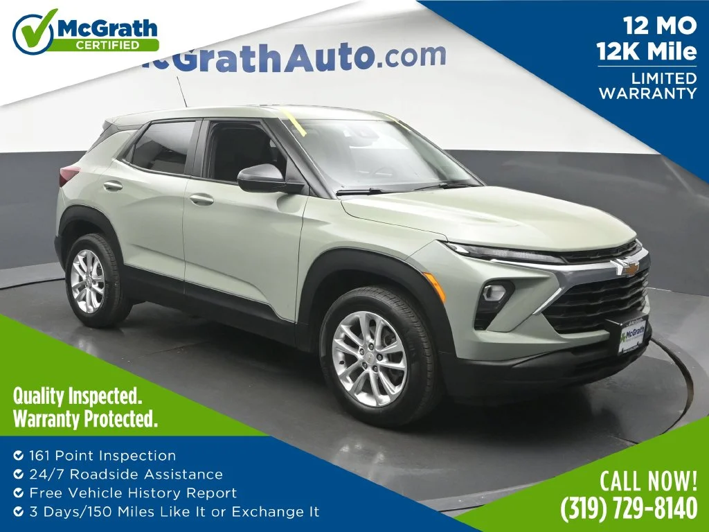 Used 2025 Green Chevrolet LS image 1