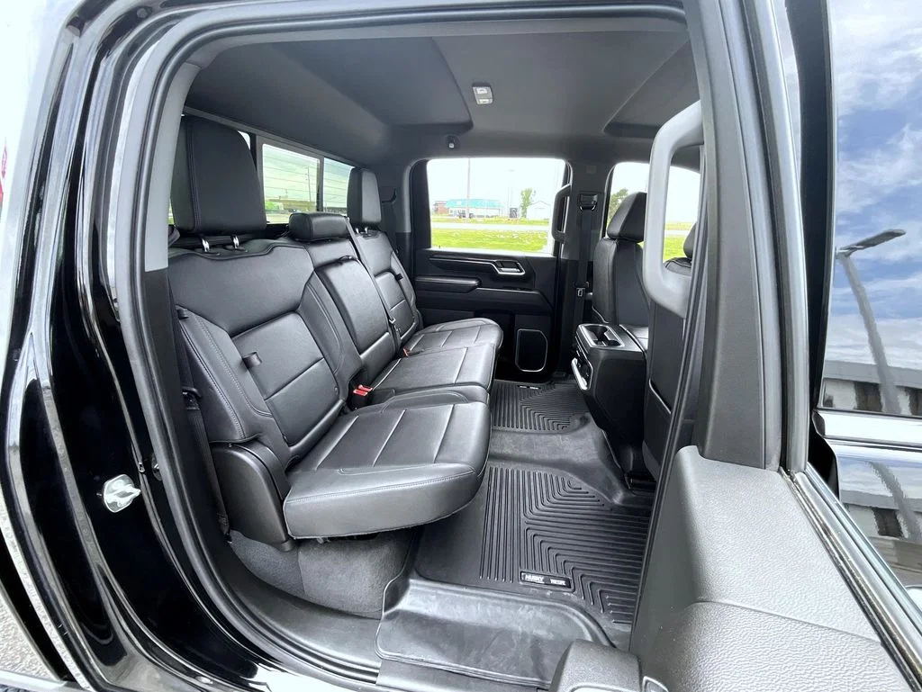 2024 Chevrolet Silverado 3500HD LTZ - Photo 18