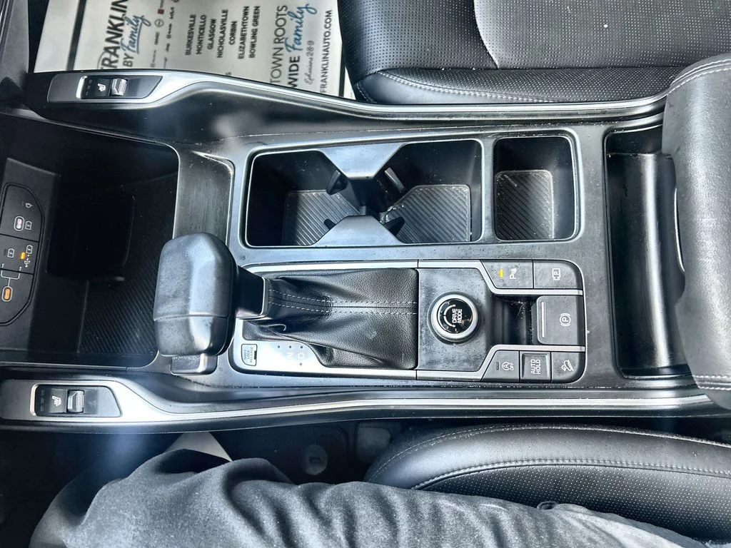 Used 2025 Gray Kia S image 28