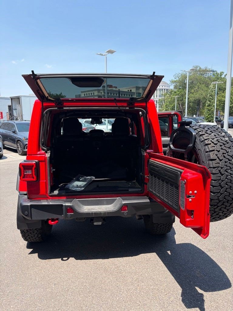 Used 2025 Firecracker Red Clearcoat Jeep Rubicon X image 12
