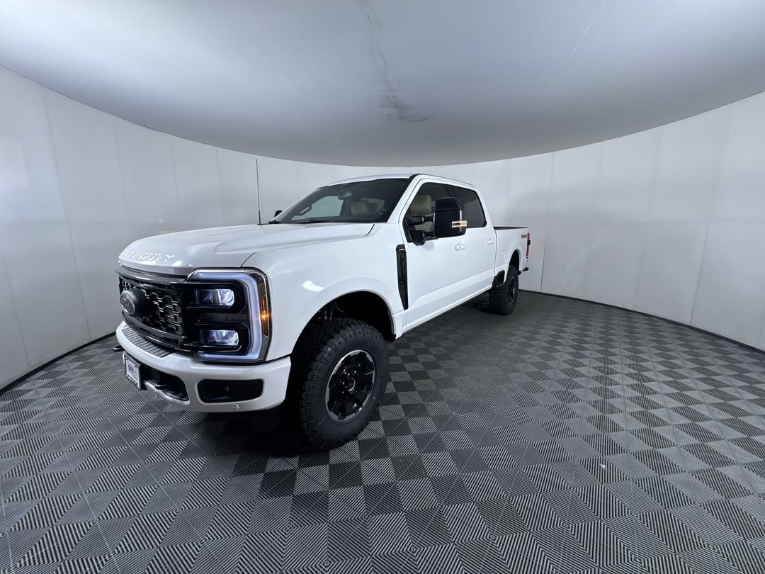 New 2026 Star White Metallic Tri-Coat Ford Lariat image 4