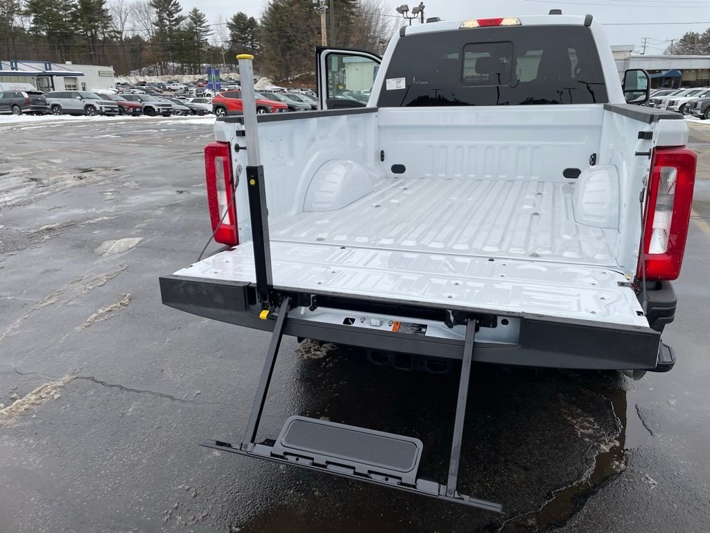 New 2026 Oxford White Ford F-250® XL image 19