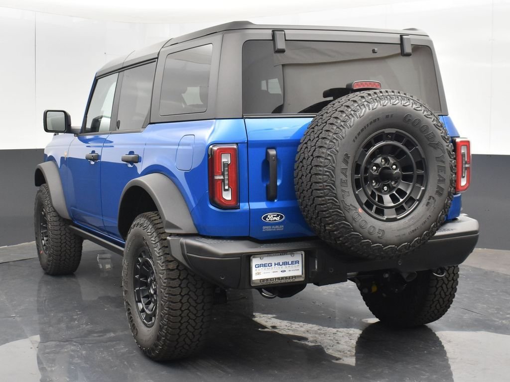 New 2026 Velocity Blue Metallic Ford Badlands® image 3