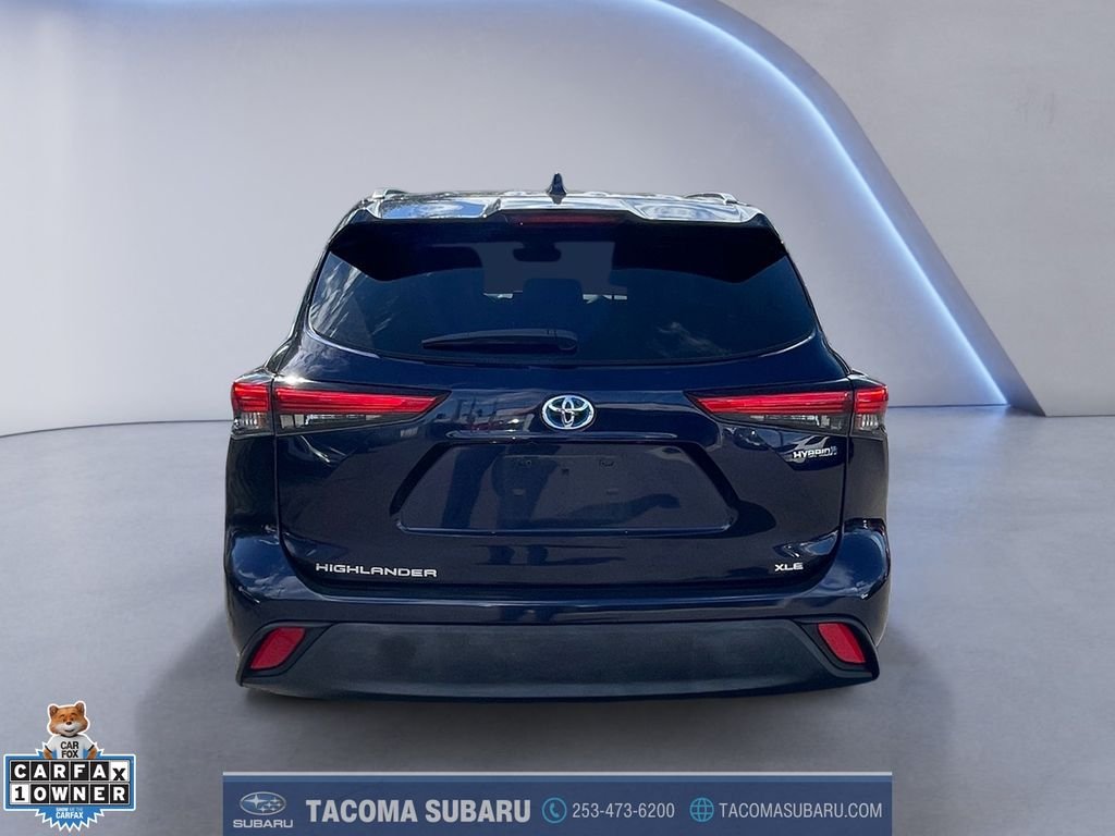 Used 2021  Toyota XLE image 4