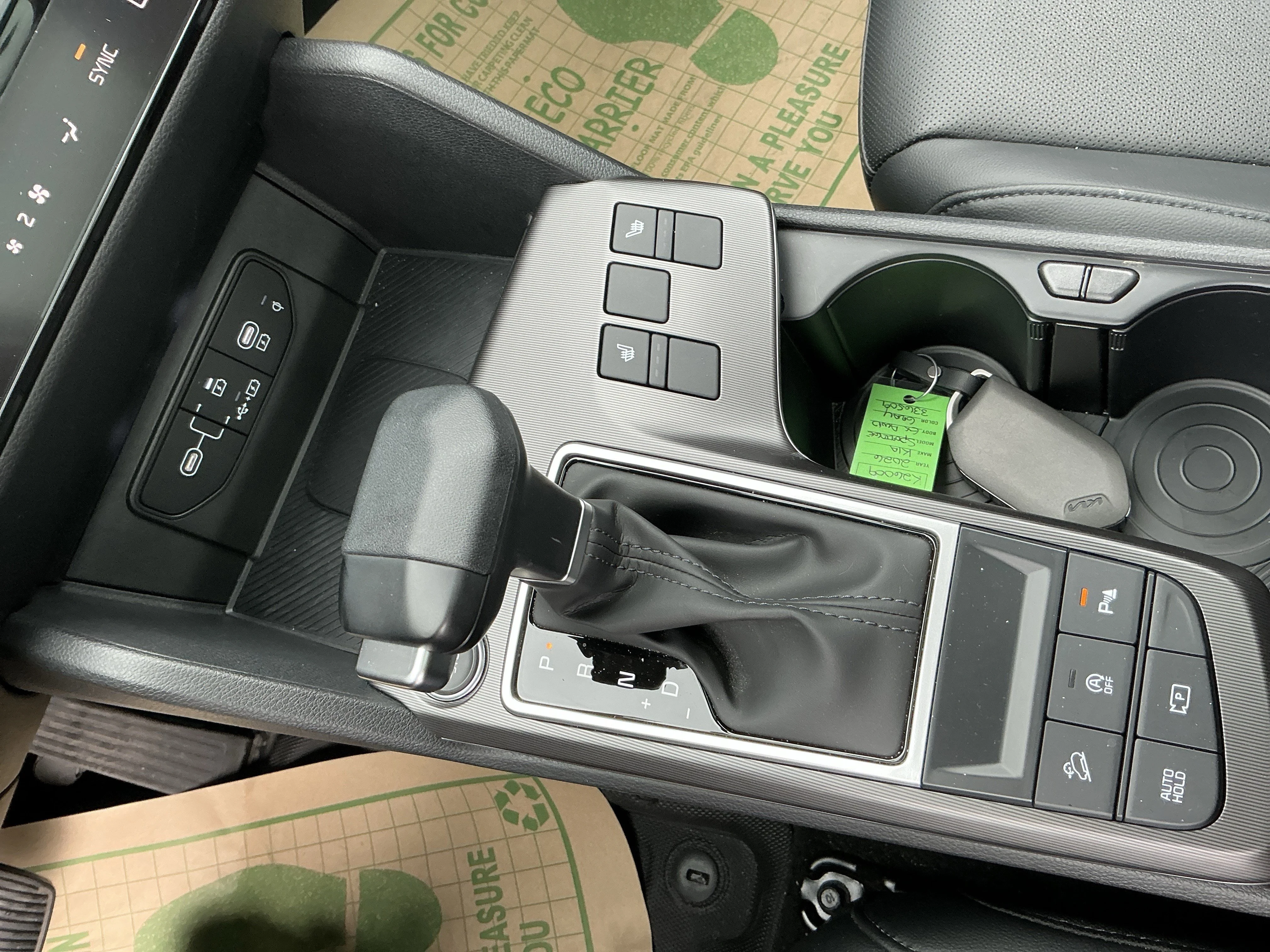 2026 Kia Sportage EX - Photo 25