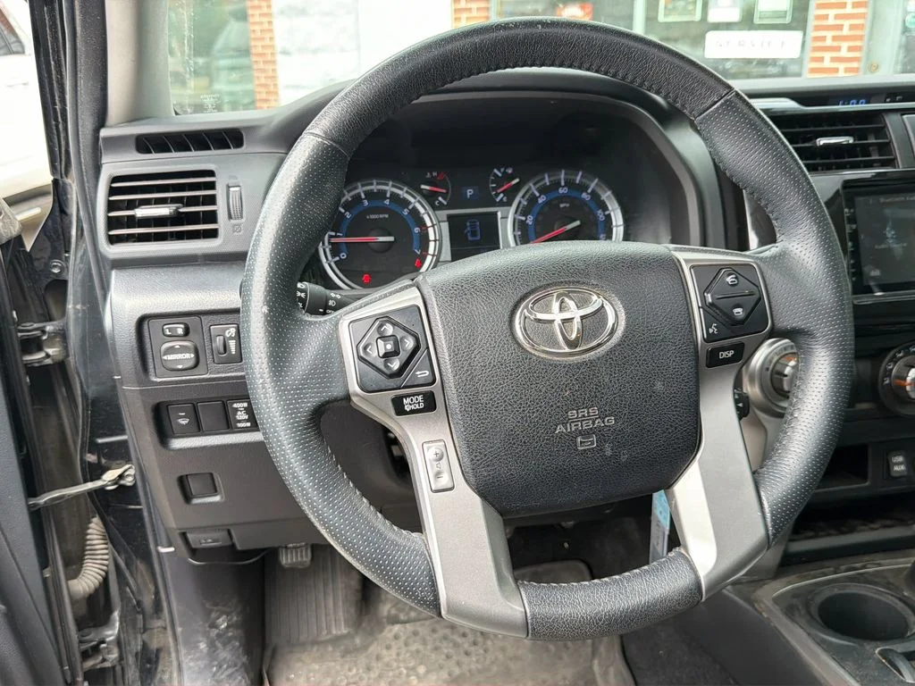 2017 Toyota 4Runner SR5 Premium - Photo 16