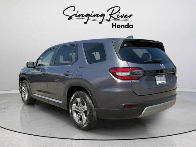 Used 2025  Honda EX-L image 5