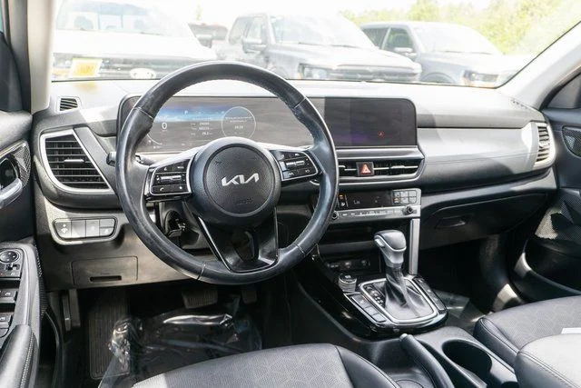 Used 2024 Blue Kia EX image 13