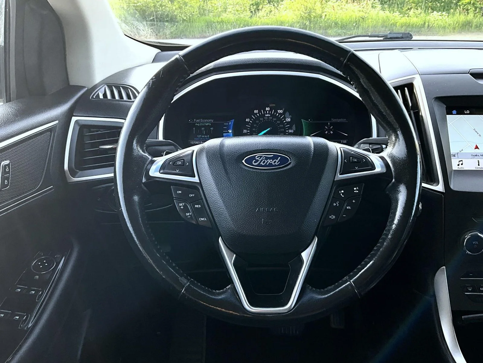 Used 2016 Gray Ford SEL image 12