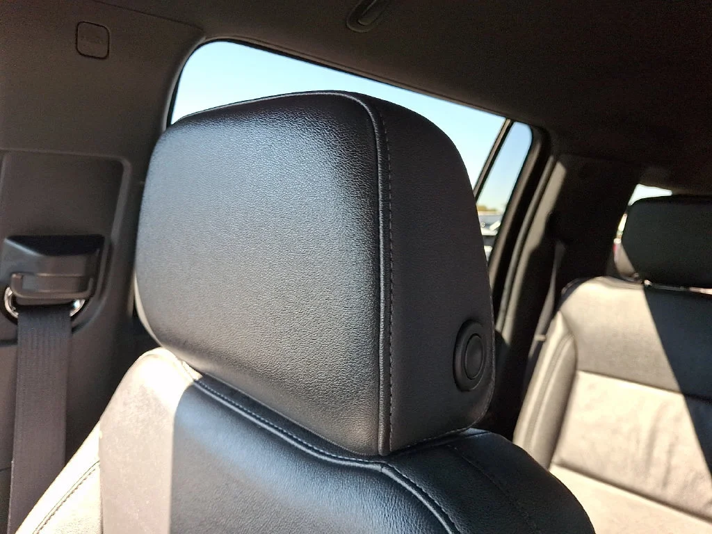 Used 2025 Sterling Gray Metallic Chevrolet Z71 image 18