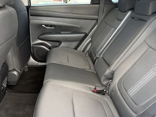 Used 2026 White Hyundai SEL image 27