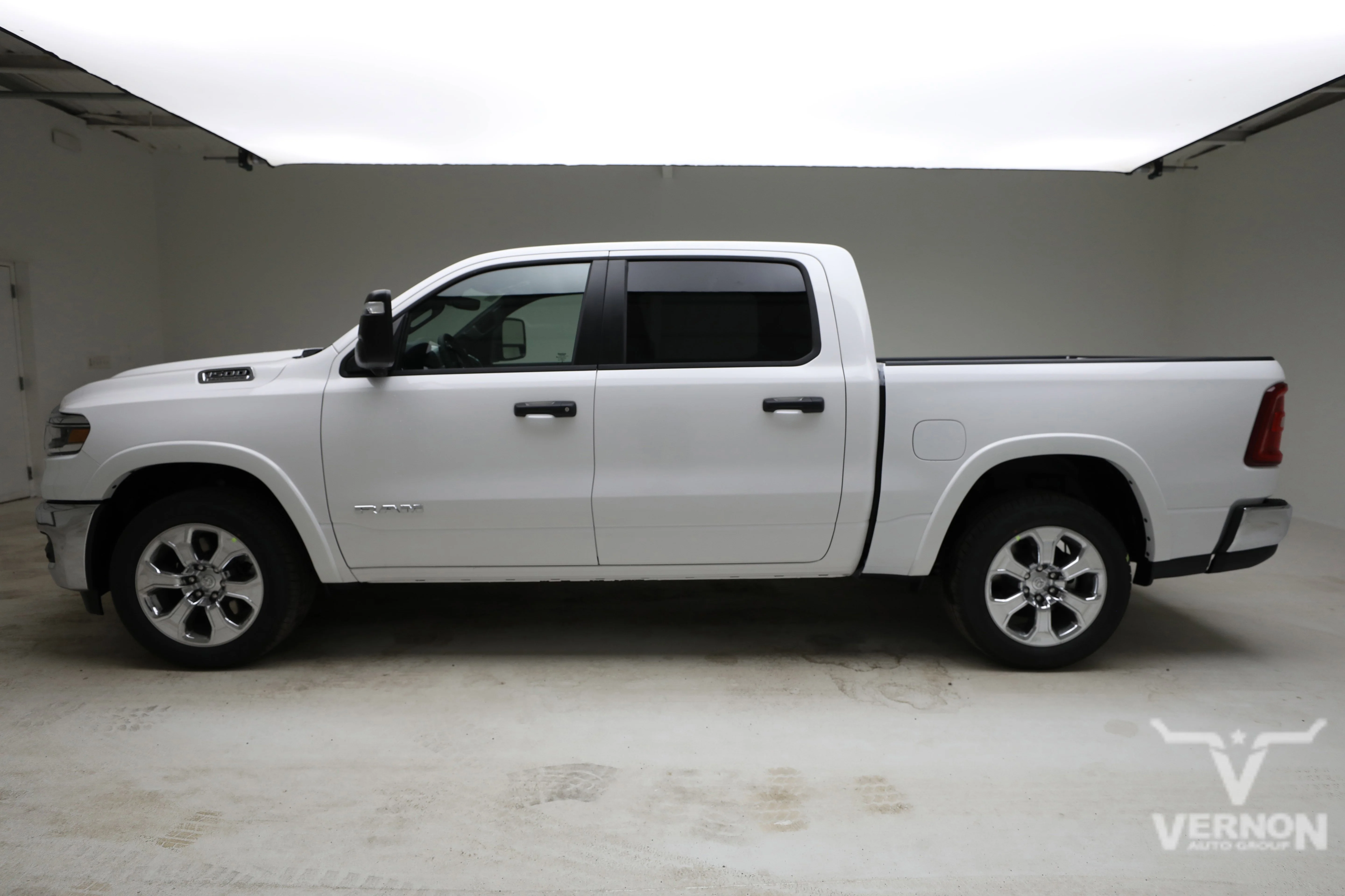 New 2026 Ram 1500 SLT Lonestar Crew Cab 4x4