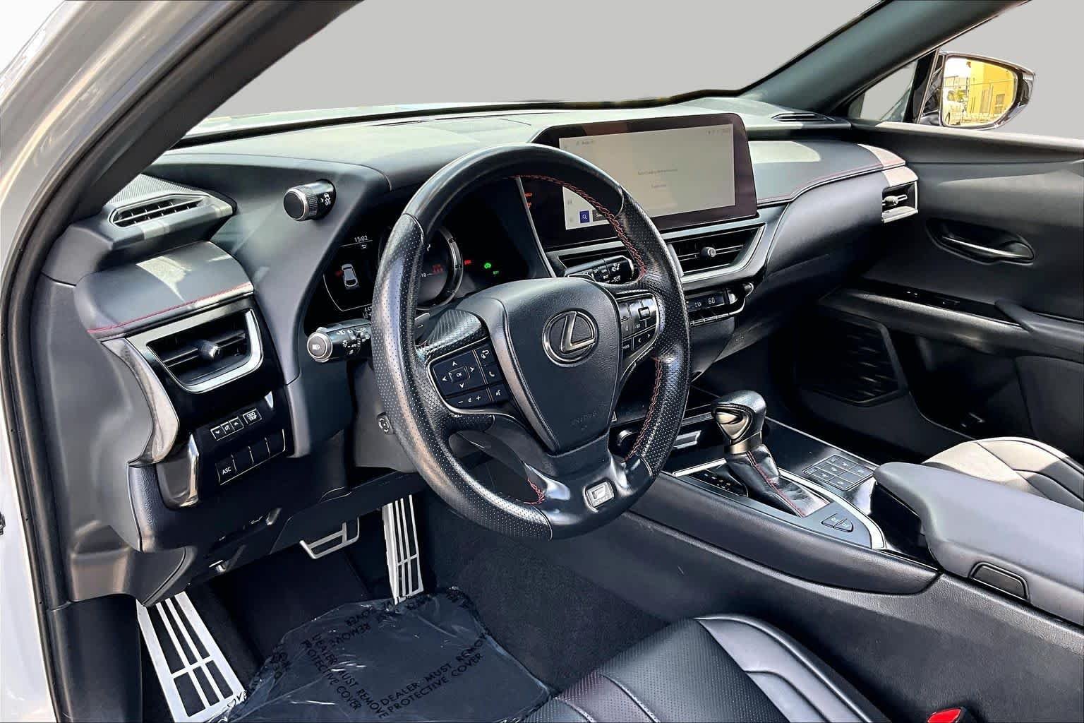 Used 2023 Iridium with Obsidian Roof Lexus F SPORT Handling image 17