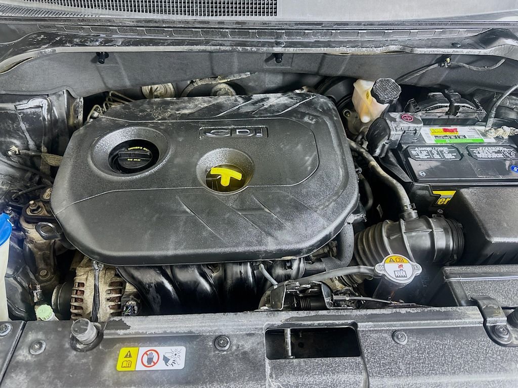 Used 2015 Black Kia Plus image 27