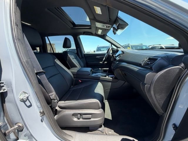 Used 2024 Gray Honda EX-L image 17