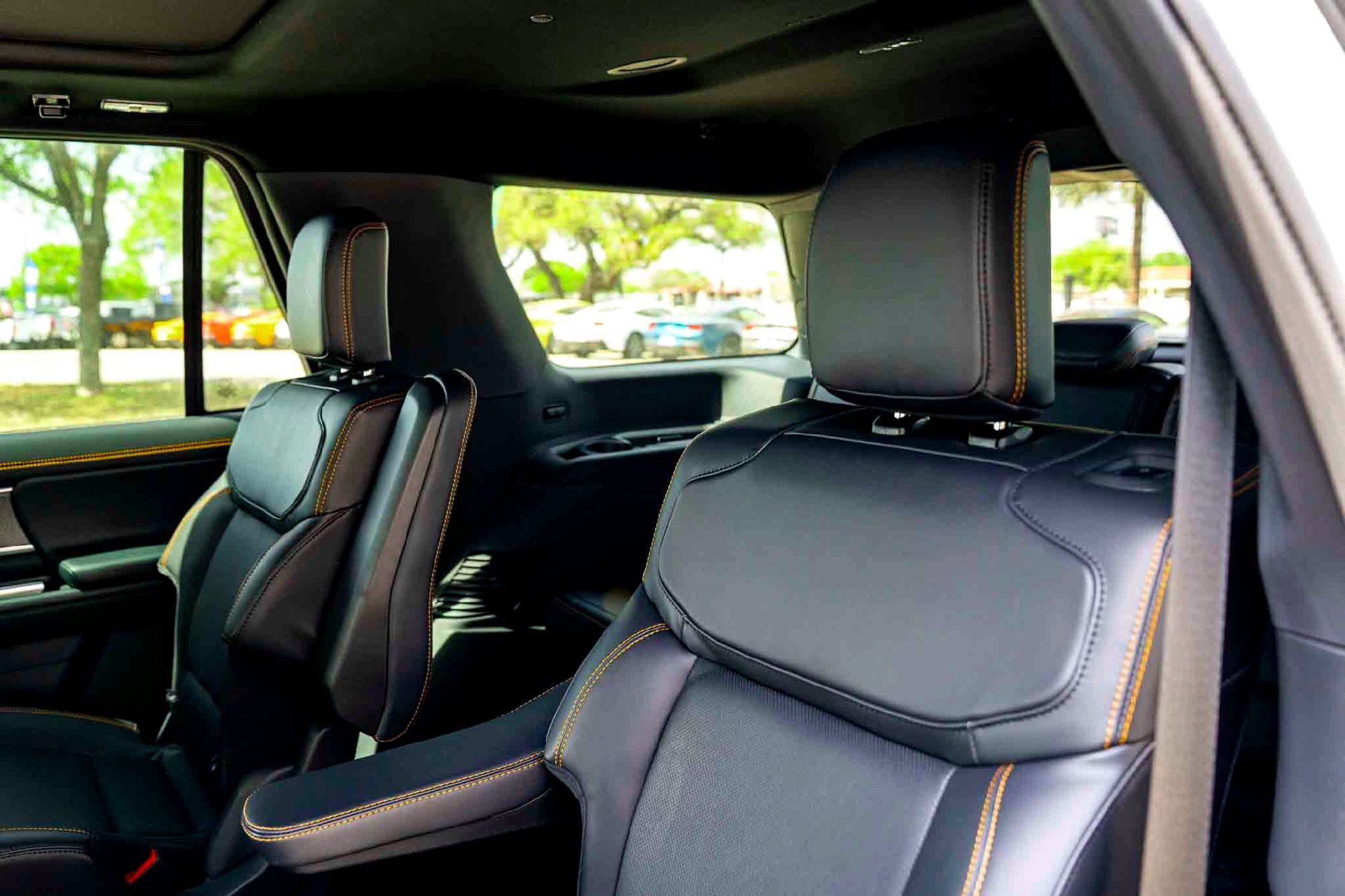 New 2025 Star White Metallic Tri-Coat Ford Tremor image 19