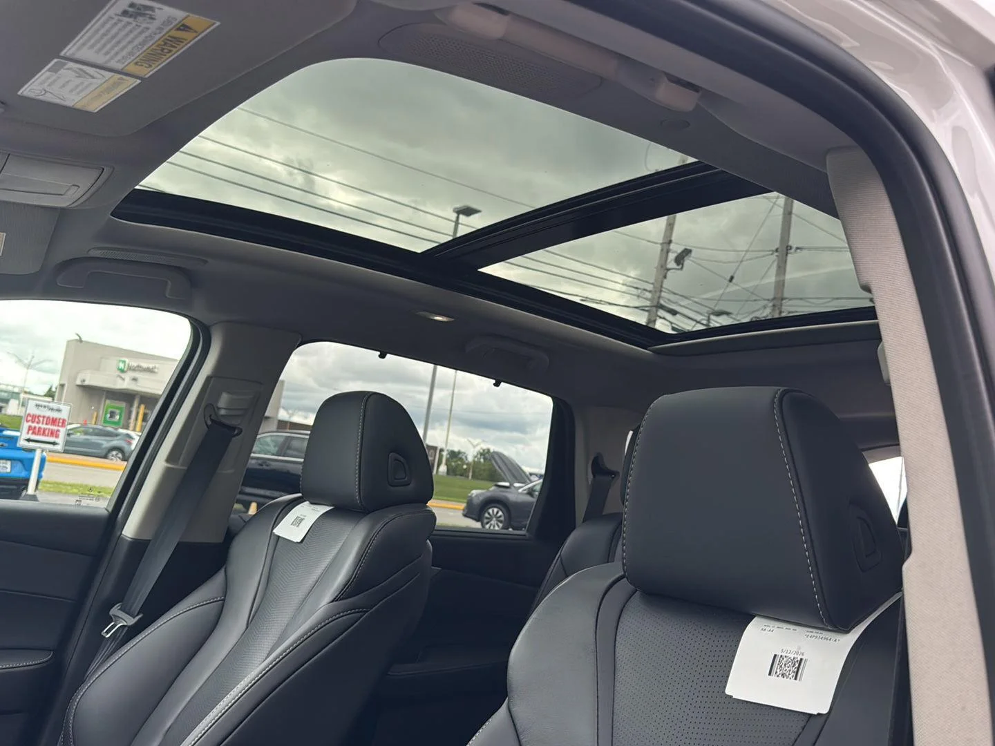 New 2026 Platinum White Pearl Acura w/Technology Package image 14