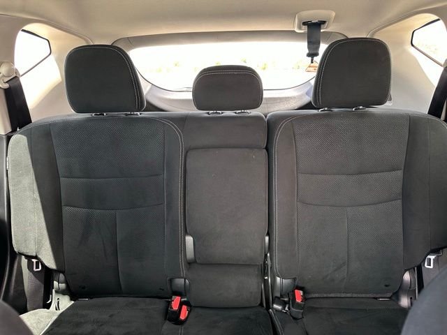 Used 2019 Silver Nissan S image 20