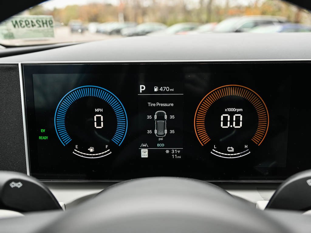 New 2026 Creamy White Pearl Hyundai SEL AWD image 23