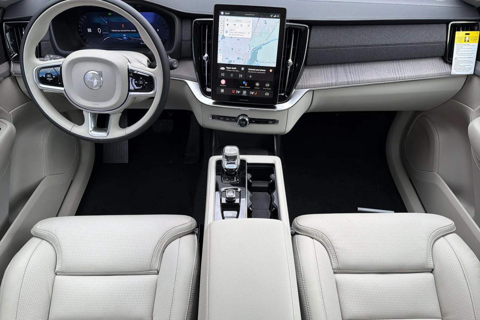New 2026 VAPOUR GRAY Volvo Ultra image 9