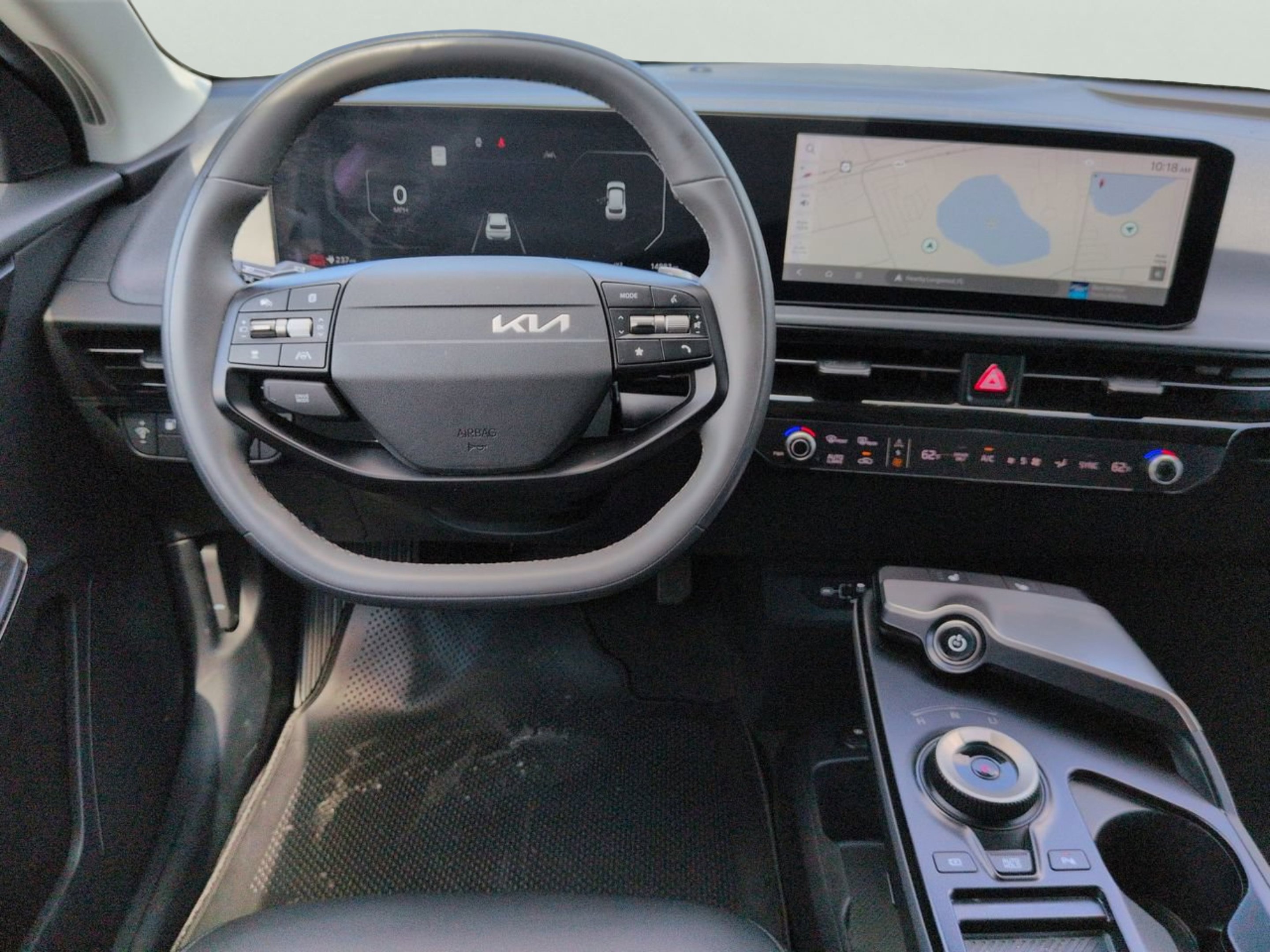 Certified Used 2025 Glacier White Pearl Kia Light image 13