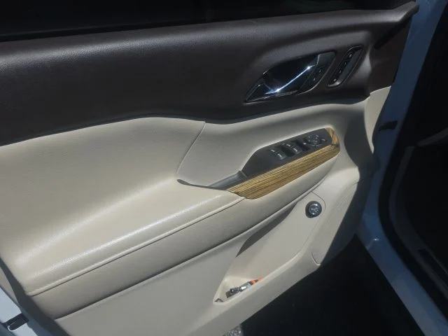 Used 2018 White GMC Denali image 19