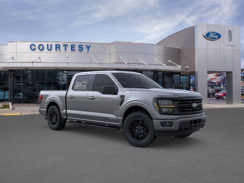 New 2026 Carbonized Gray Metallic Ford XLT image 7