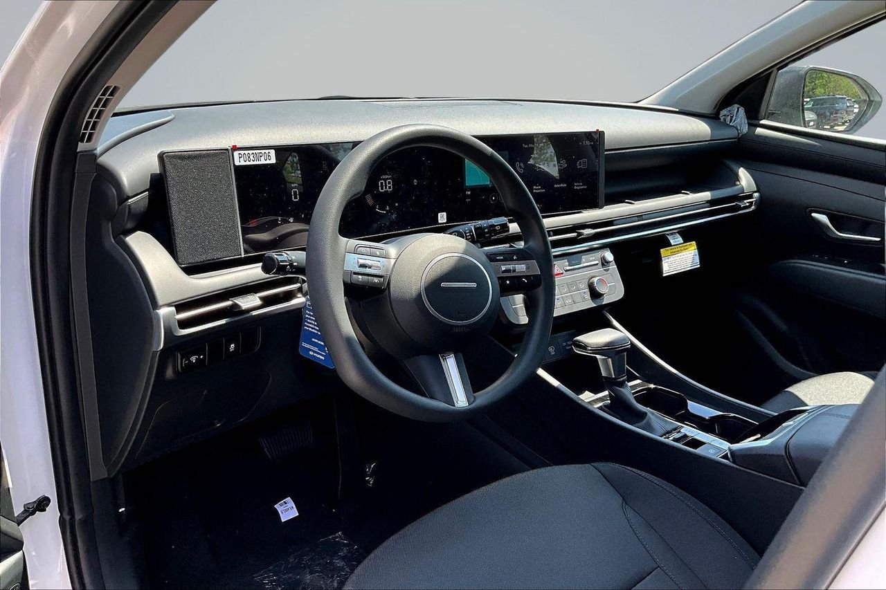 New 2026 White Hyundai SE AWD image 27