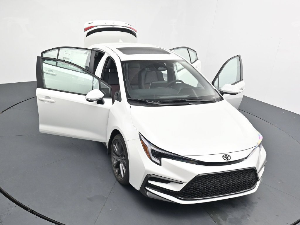 New 2026 Wind Chill Pearl <sup>1</sup> Toyota  XSE image 25