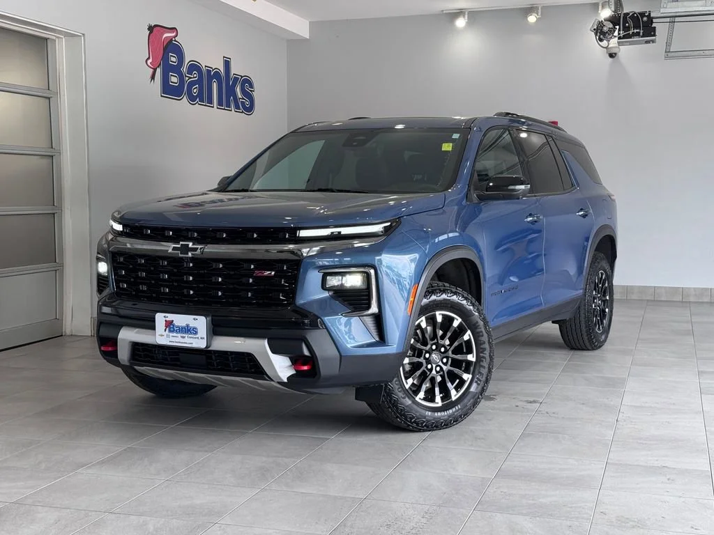 Certified Used 2024 Lakeshore Blue Metallic Chevrolet Z71 image 2