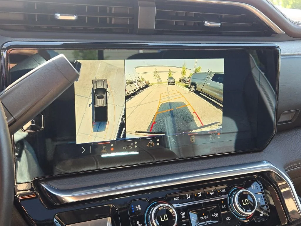 Used 2024 Black GMC Denali image 33