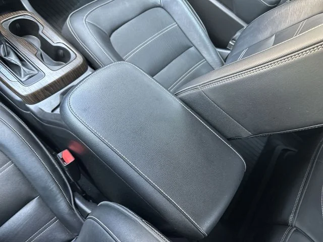 Used 2019 Black GMC Denali image 22