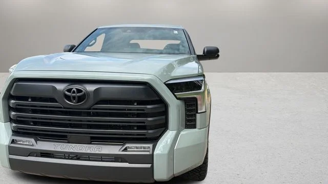 Used 2026  Toyota SR5 image 9