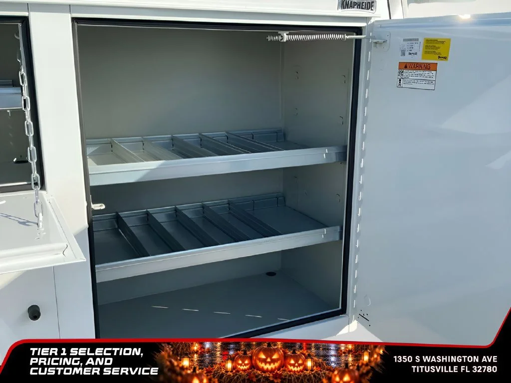 New 2026 Summit White GMC Pro image 17