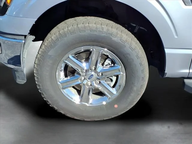Used 2024 Silver Ford XLT image 22